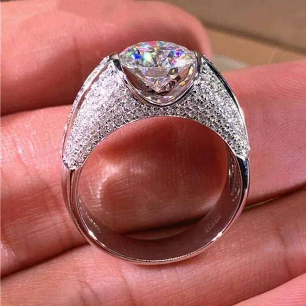 NEW 925 SILVER DIAMOND HALO RING, CUTE RING, SHINY RING. - Picture 2 of 5